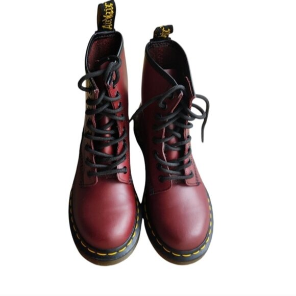 Dr. Martens 11821 Red/ Burgundy Leather Boots size 5 US - Picture 2 of 11